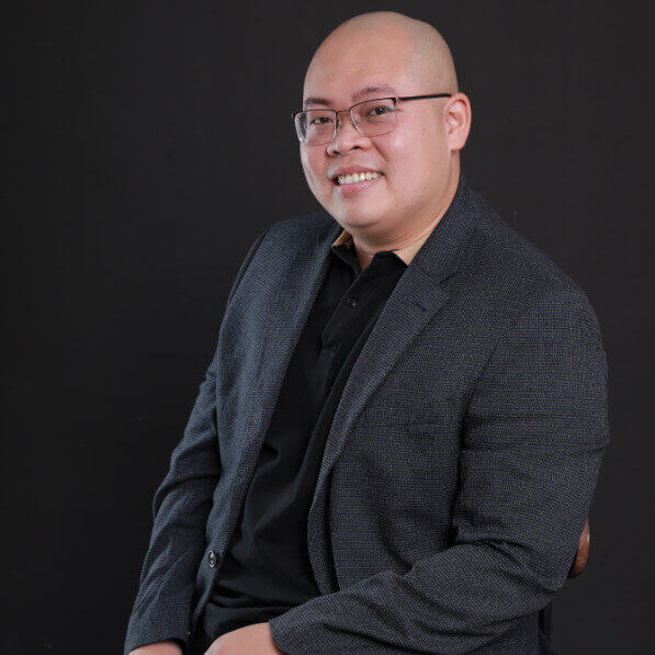 Nguyễn Trung Hiếu Nguyen Trung Hieu