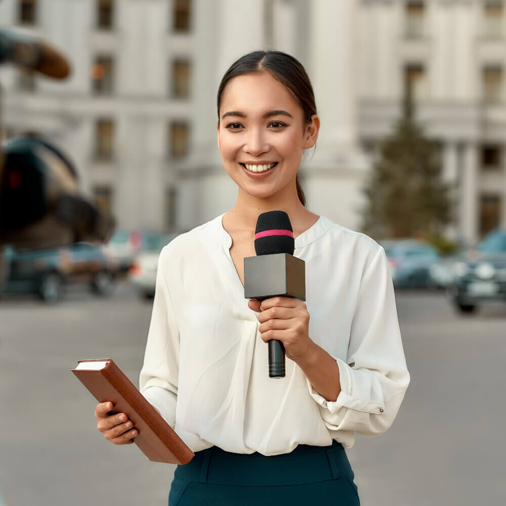 source anh pr bao chi 2